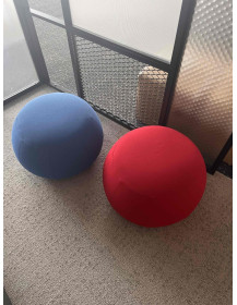 Used Pix Arper Ottoman – Red, Small Legs