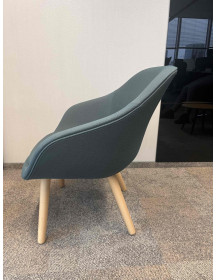 Used Kameleon lounge chair green-blue