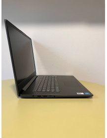 Używany Lenovo V17 G2 ITL z procesorem Intel i3 11. generacji, 16 GB RAM i dyskiem SSD 256 GB.
