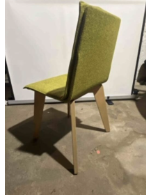 Uzywane-krzeslo-Vank-Krak-kuchenne-zielona-tapicerka-outlet-mebblowy-zerowastedesign-warszawa
