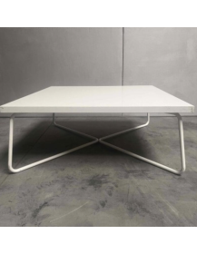 Used square coffee table 90x90 cm, low, white top, metal legs