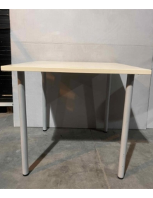 Used square office table – wood-effect top, 4 round gray legs