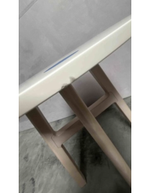 Used coffee table, white, round, light wood-effect legs