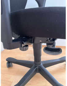 Used Kinnarps PLUS 6000 Free Float Office Chair – Ergonomic and Comfortable