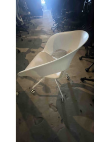 Used DELI chair by Skandiform – white, on casters