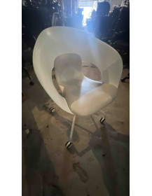 Used DELI chair by Skandiform – white, on casters