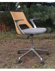 Used Kinnarps Embrace Office Chair on Wheels with Armrests