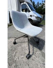 Used Grey Mishell Noti Office Chair on Wheels – Designer Chair
