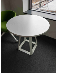 Uzywany-stol-okragly-bialy-fi80cm-zerowastedesign-outlet-meble-biurowe-warszawa