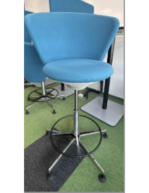 Used BEEN Bar Stool – Blue, Ergonomic, Minimalist