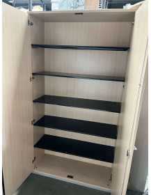 Uzywana-szafa-dwudrzwiowa-z-półkami-120x41x223cm-zerowastedesign-outlet-meblowy