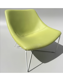 Used NOTI Mishell Lounge Chair – Green