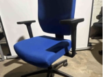 Używane obrotowe krzesło biurowe JUST EVO OPERATOR granatowe indygo, Dauphin