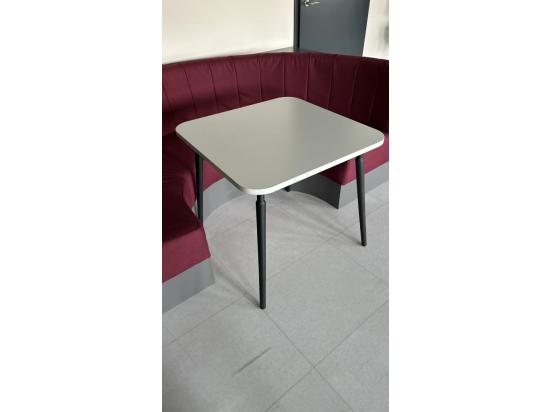 Stolik 80x80x73