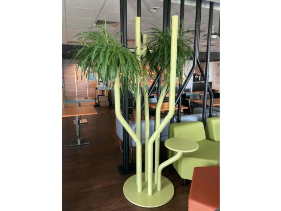 Green plant stand