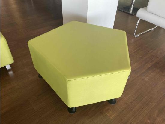 Używana Pufa zielona limonkowa bez oparcia 92 cm marki Bejot