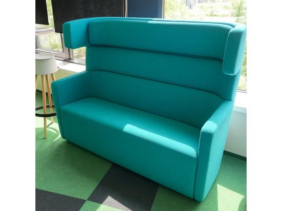 Sofa niebieska wysoka