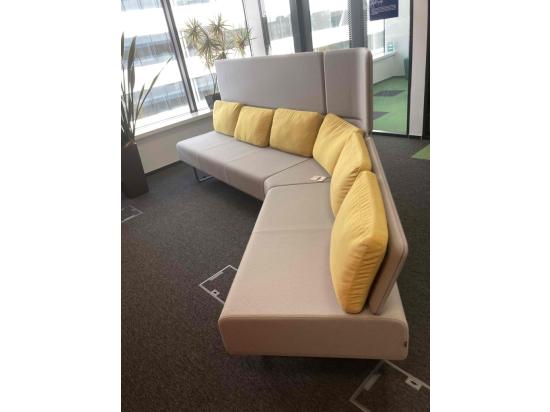 Używana Sofa settle BENE szaro żółta biurowa modułowa