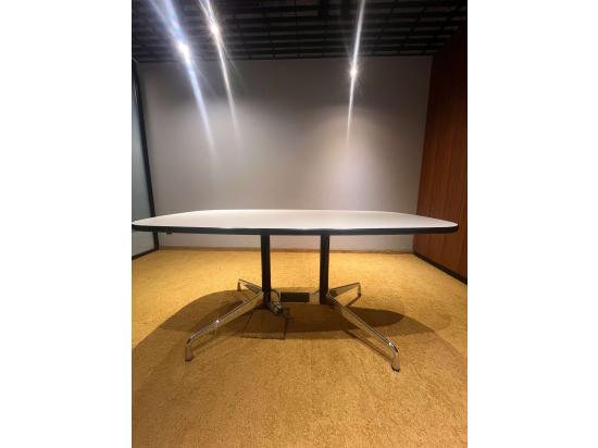 Stół konferencyjny mały Vitra