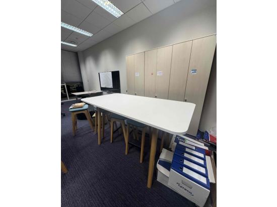 Stół wysoki do hooker 210x105 biały