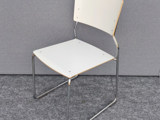 Krzesło konferencyjne ISKU białe
