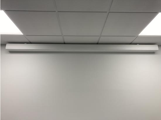 Ekran projekcyjny Adeo