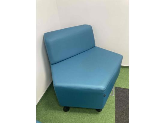Sofa niebieska 89 x 90