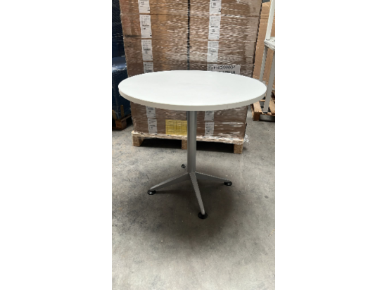 Stół okrągły na jednej nodze