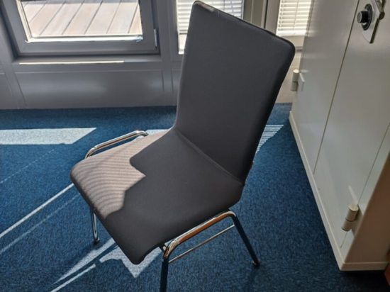 Krzesło konferencyjne