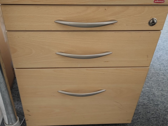 Kontenerek drewnopodobny trzy szuflady