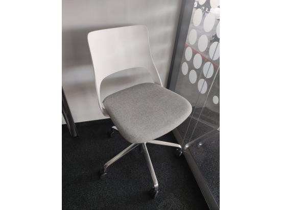 Conference chair