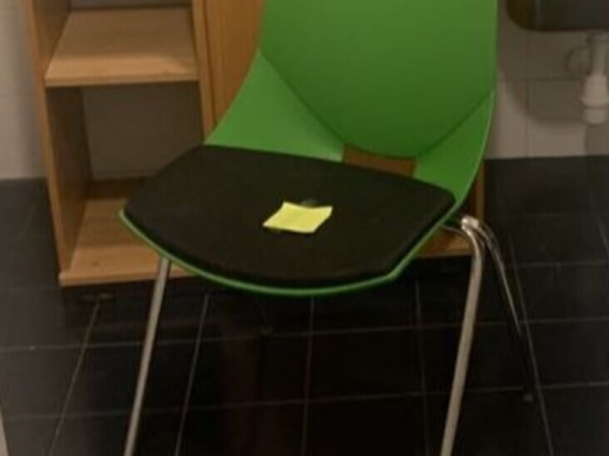 Krzesło kuchenne Bejot zieolne