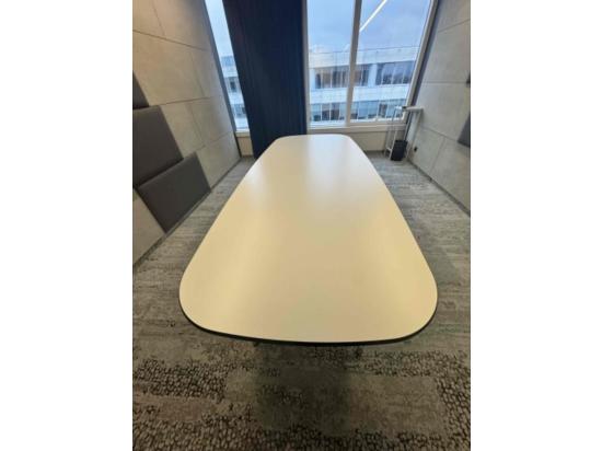 Stół konferencyjny Vitra 290