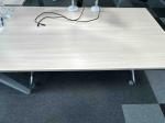 Desk on wheels 146 x 80