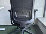 Fotel biurowy czarny Steelcase Reply Air