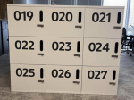 Używana biurowa szafka / loker numerowany biały 100x45x120cm