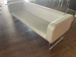 Sofa szara z podłokietnikami
