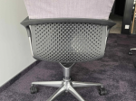 Używane krzesło biurowe konferencyjne Keyn Herman Miller jasno liliowe