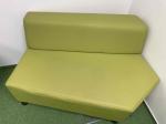 Używana sofa  pufa zielona 138 x 83 marki Bejot