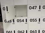 Używany wysoki biurowy loker numerowany 100x45x200 cm