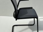 Krzesło konferencyjne czarne Steelcase