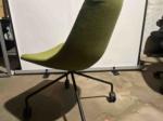 Używane krzesło konferencyjne Noti Mishell na kółkach, zielona tapicerka