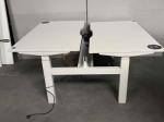 Używane biurko Steelcase Bech UP&DOWN – 170x140 cm, jeden blat 140x80 cm