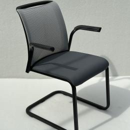 Krzesło konferencyjne czarne Steelcase