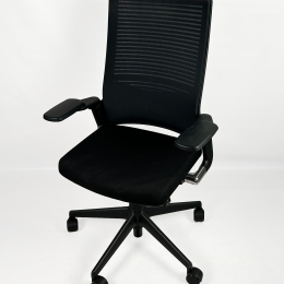 Fotel biurowy czarny