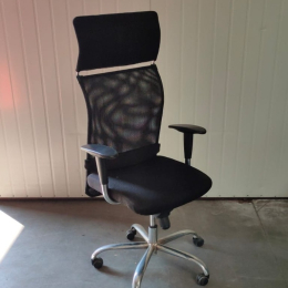 Krzesło biurowe z zagłówkiem