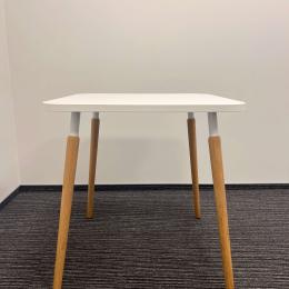 Stół kuchenny 70 x 70 cm