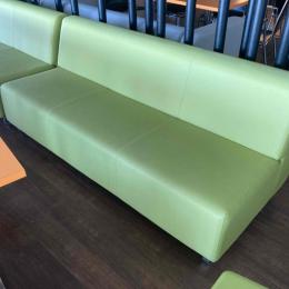 Używana Sofa zielona 190 x 78 cm marki BEJOT