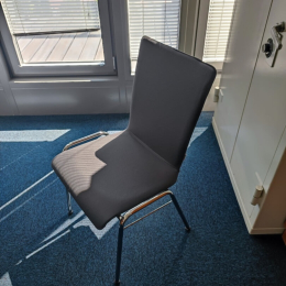 Krzesło konferencyjne