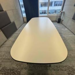 Stół konferencyjny Vitra 290